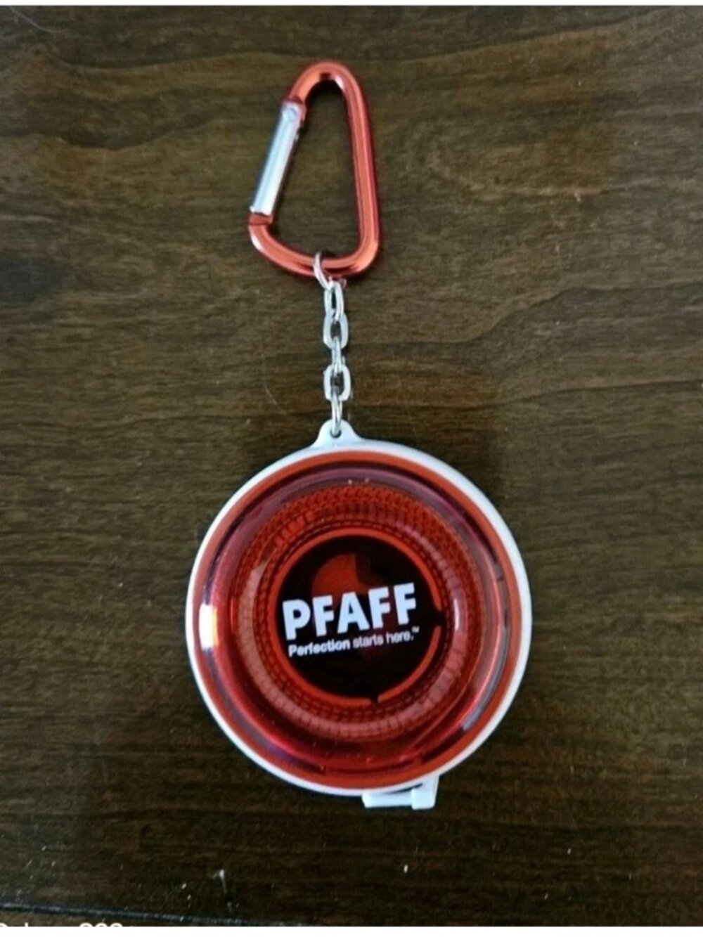 RARE PFAFF SEWING MACHINE POCKET RETRACTABLE MEASURING TAPE MEASURER KEYCHAIN